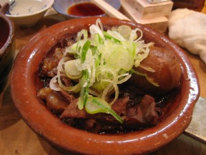 山利喜の煮込み