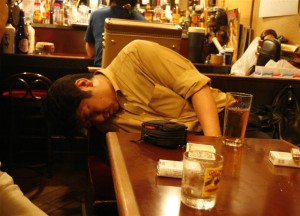 つらい体勢。あすもつらいぞっ。