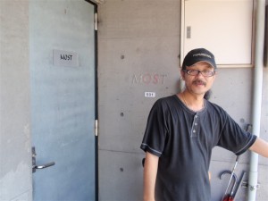 Ｍｏｓｔ　Ｍｕｓｉｃ 様事務所入口です。