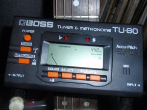 BOSSのチューナー