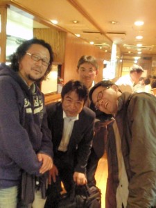 「つちや」の4人