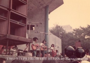 イースト イースト