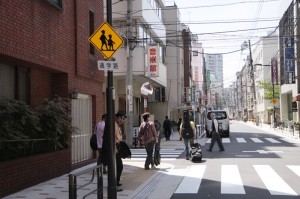 向かうは「音楽館」