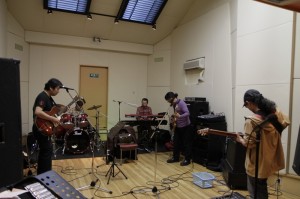 Mr.K氏のためだけに借りた26畳のリハスタ Mr.K氏のためだけに借りた26畳のリハスタ