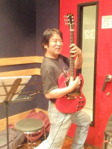 ギブソンも安くて。。。。 ギブソンも安くて。。。。