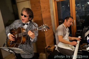 received_825435057596694_R